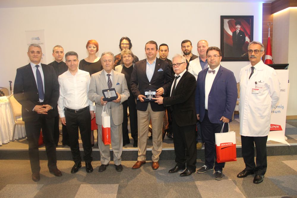 Medical Park İzmir Hastanesi'nden Şifa Veren Sesler Projesi