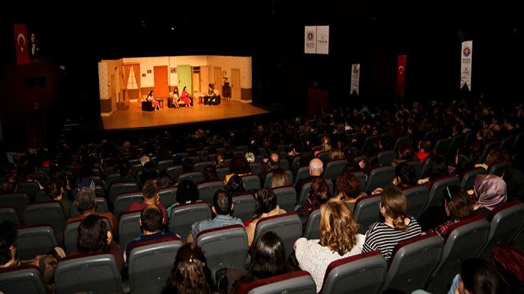 Tiyatro seyircisi arttı, Sinema izleyicisi azaldı