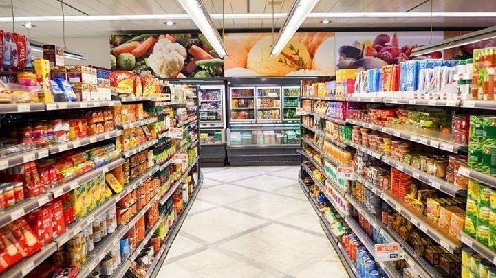 İzmir'de küçük esnaf kepenk indirirken, market zincirleri mahalleleri istila etti!