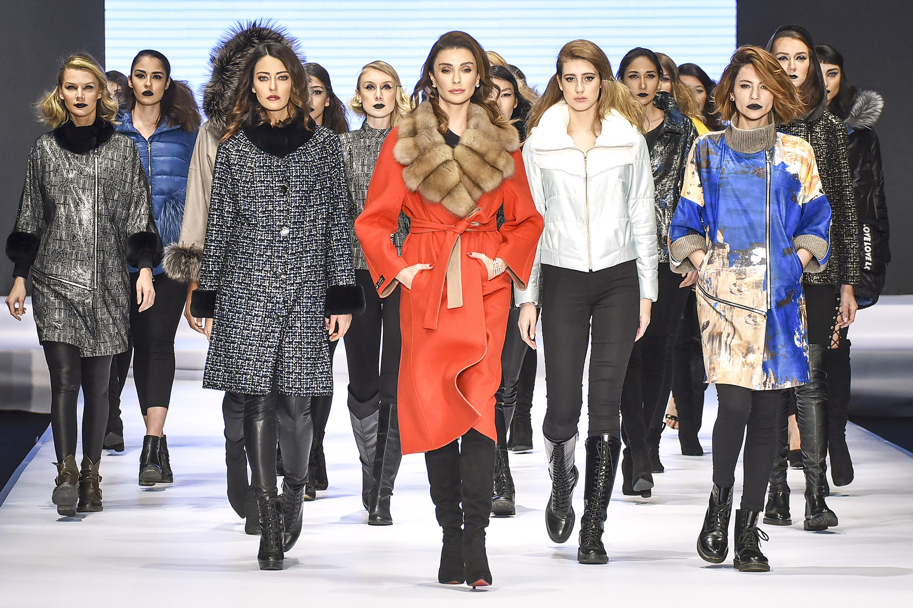 Fuar İzmir'de defile rüzgarı