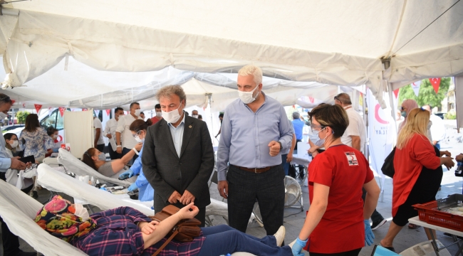 Bornova Belediyesi ve Türk Kızılayı'ndan ortak kampanya 