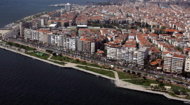 Üniversite öğrencileri evlerini kapattı.. İzmir'de kiralar düşecek mi?
