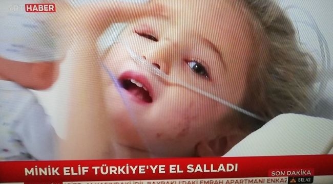 Enkaz altından kurtarılan 3 yaşındaki Elif Perinçek'in hastaneden ilk görüntüsü 