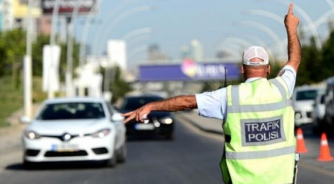 İzmirliler dikkat! Yol trafiğe kapatıldı