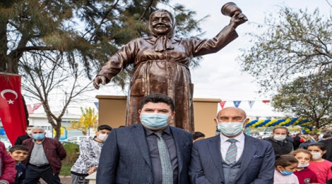 Adile Naşit İzmir'de ölümsüzleşti!