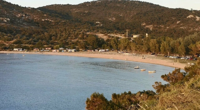 Halkın itirazı kazandı: Foça'da Kumburnu Plajı'nın satışı iptal! 