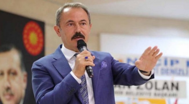 “Kuru ekmek yiyorsa aç değildir” diyen Şahin Tin, yediği kebapları belediyeye yazdırmış