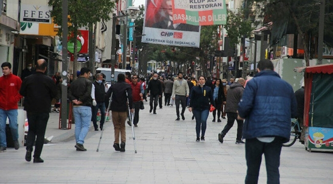 Tabip Odası'ndan İzmir için 'kademeli gevşeme' uyarısı: Akla mantığa uygun değil!