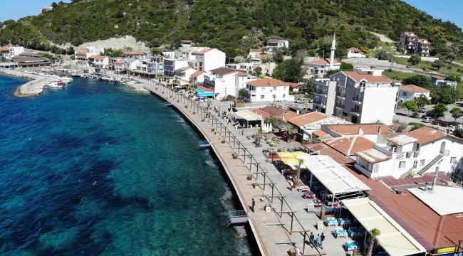 Karaburun'ta tam kapanma yoğunluğu: Nüfus 100 bine çıktı!