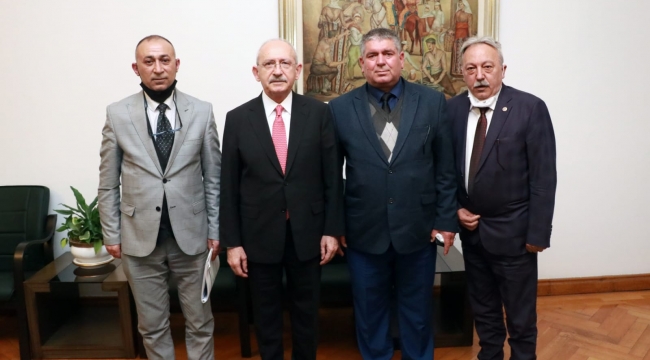 Kılıçdaroğlu talimatı verdi: İzmirli servisçilerin plaka mağduriyeti çözüme kavuşuyor!