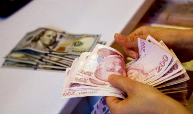 12 dolar cebe girmeden eridi