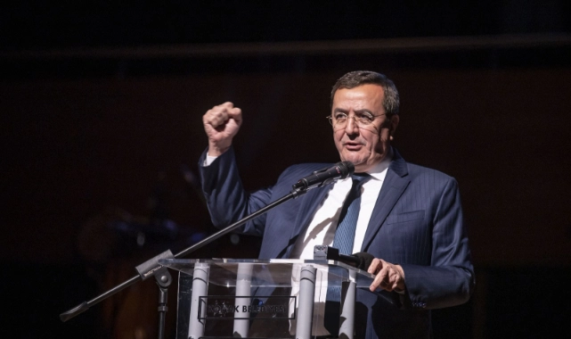 Abdül Batur: İzmir her zaman Cumhuriyetin, özgürlüğün meşalesidir