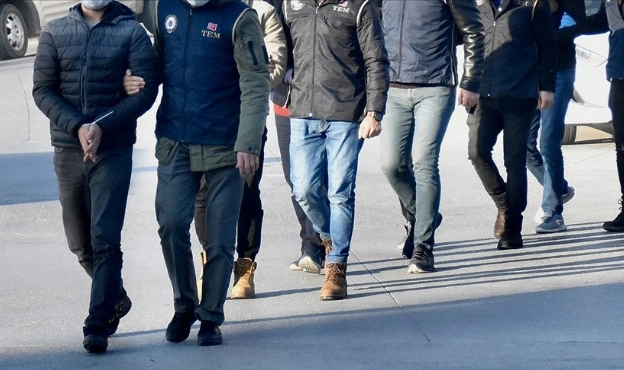 Asayiş Timlerinden Başarılı Operasyon: Uyuşturucu ve Silah Kaçakçılarına Darbe!