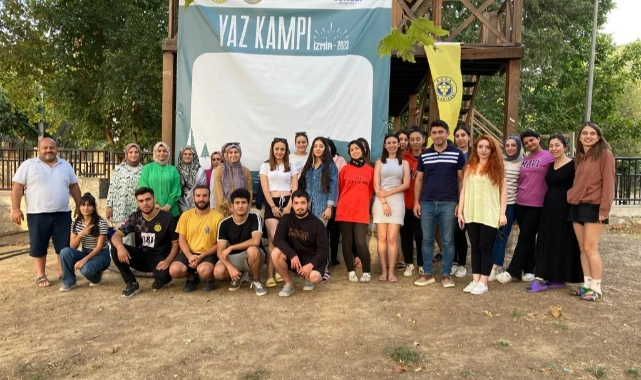 Buca Belediye Başkan A. Adayı Hızlıateş, üniversite öğrencileri için projelerini anlattı