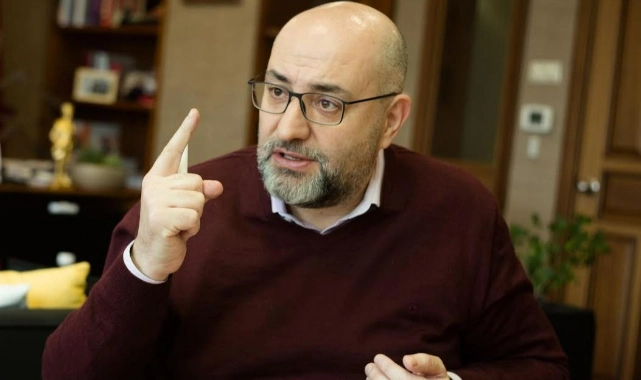 Buğra Gökce: "En büyük önceliğimiz sosyal konut üretmek olacak"