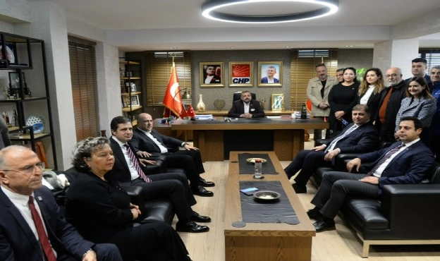 CHP İzmir’de kritik zirve: “Burası baba evi” 