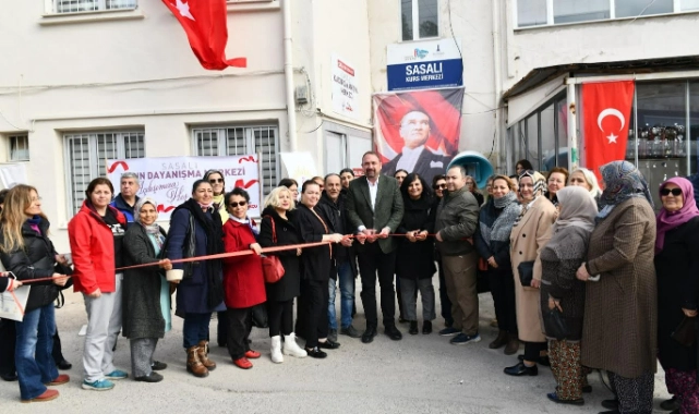 Çiğli Belediyesi’nden kadınlara destek eli 