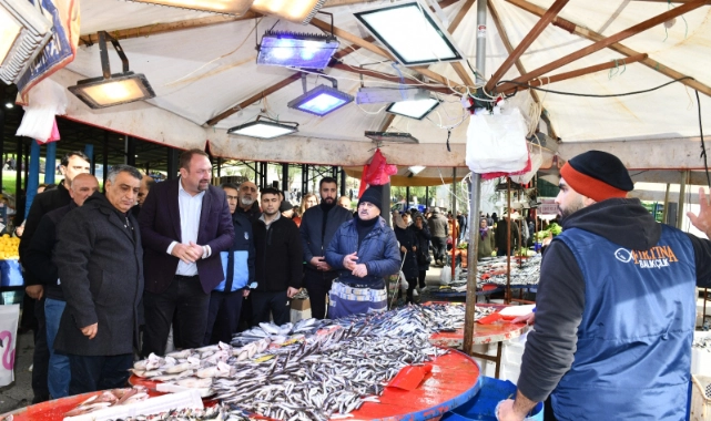 Gümrükçü açılışı yaptı müjdeyi verdi: Tüm pazar yerlerinin üzeri kapatılacak