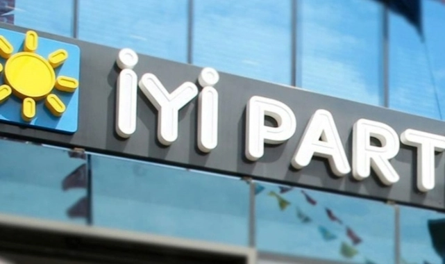 İYİ Parti'de istifa depremi: 130 kişi partiden ayrıldı