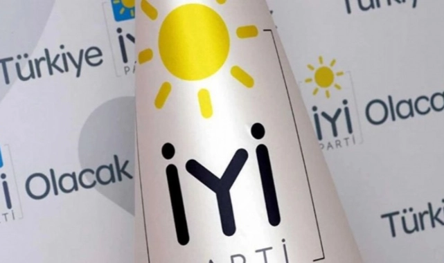 İYİ Parti İzmir'de kadro değişti