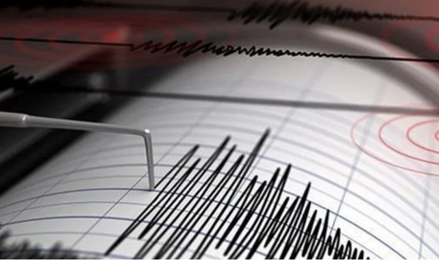İzmir'de 5.1 şiddetinde deprem!
