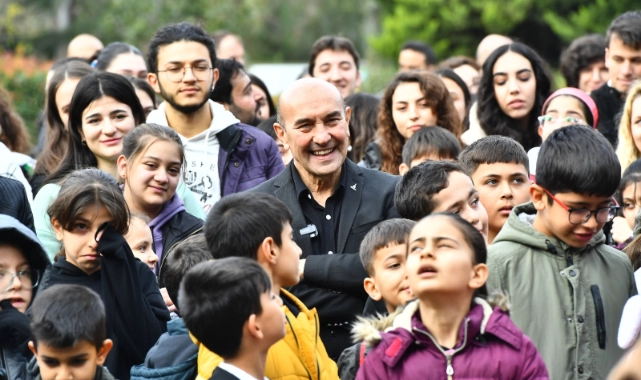 Soyer çocuklarla buluştu: Unutulmaz izler bırakıyorsunuz