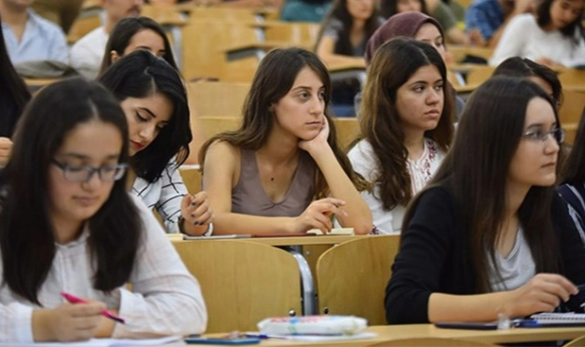 Üniversiteyi bırakan gençlerin sayısı 50 ilin nüfusunu geçti!