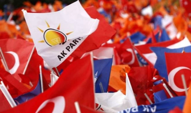 AK Parti Kemalpaşa'da liste krizi 