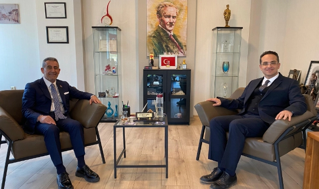 Bornova Belediye Başkan Adayı Çayır'dan mevcut başkan ve eski başkanlara ziyaret
