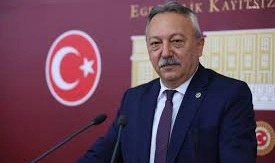 CHP eski milletvekili Bayır'dan Yücel'e sert tepki!
