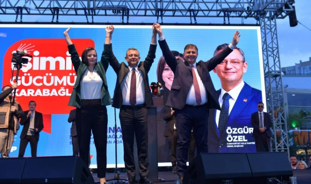 CHP Genel Başkanı Özel’den Tugay'a: "Sütte leke var onda yok"