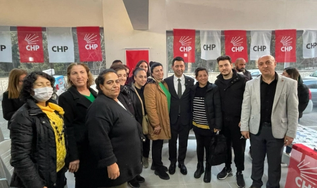 CHP’li Önal’dan AK Partili Kırkpınar’a afiş yanıtı: “Ona özgü bir durum değil”