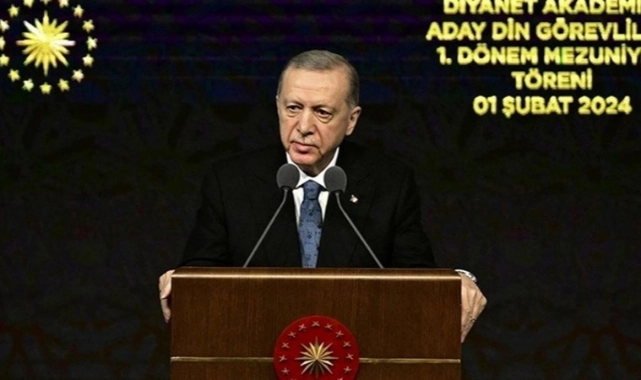 Erdoğan'dan şeriat açıklaması: “Şeriata düşmanlık dine husumettir”