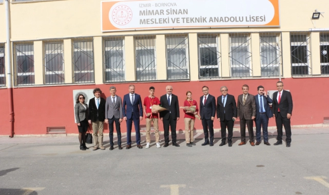 İzmir’de ‘Mesleki Eğitimde Sektörel İş Birliği Toplantısı’ Düzenlendi