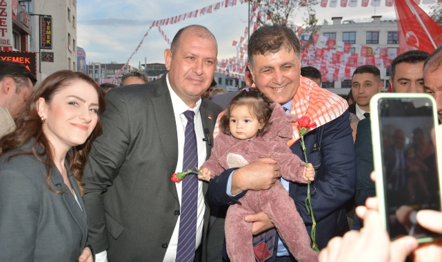 Menderes'te çiçek gibi açılış