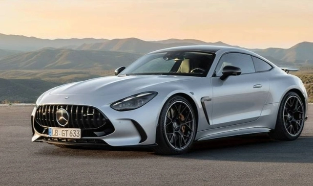 Mercedes yangın riski nedeniyle 250 bin aracını geri çağırıyor