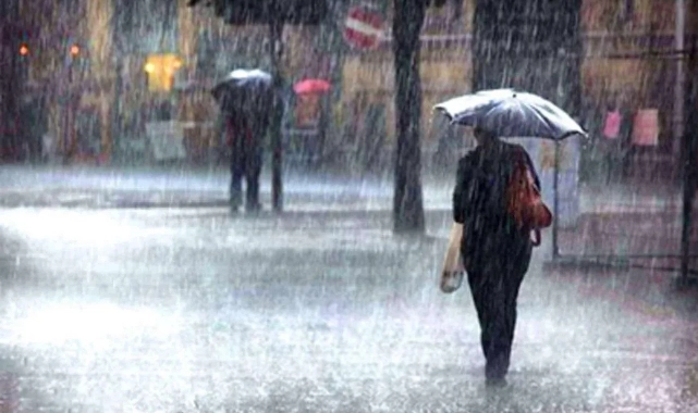Meteoroloji uyardı: İzmir'e sağanak geliyor