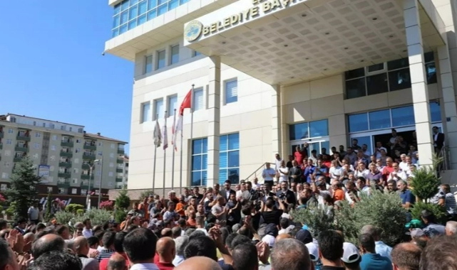 AK Partili belediyeye yolsuzluk operasyonu: AK Partili isim MHP’yi suçladı 