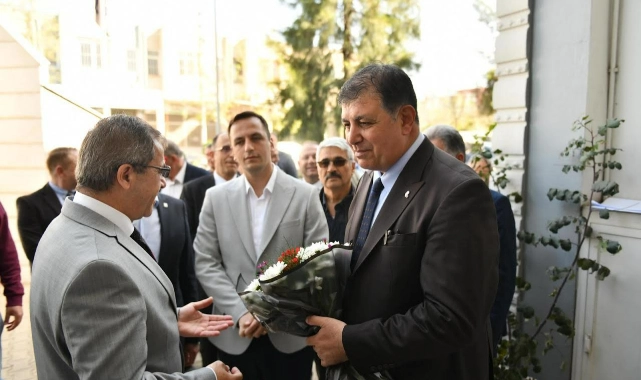 Başkan Tugay: "Kentimizi sağlıklı şekilde planlayacağız"