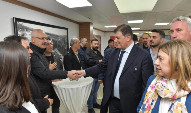 Başkan Tugay: Sandığa gidin, bize şans verin