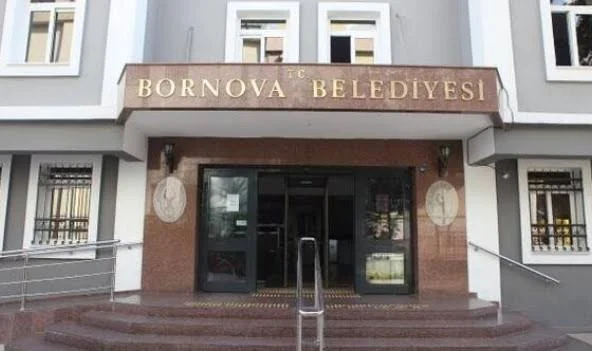 Bornova'da harcamalar bitmiyor, sular durulmuyor!