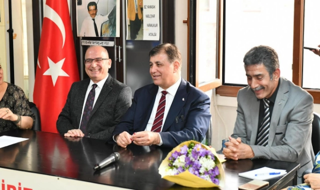 Cemil Tugay'dan Şehir Hastanesi eleştirisi: "Böylesine sorumsuz yönetiliyor ülke" 