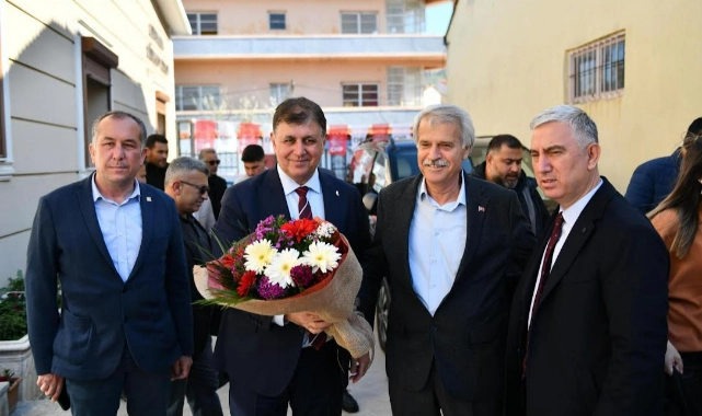 Cemil Tugay: "Umutlarınızı diri tutun" 