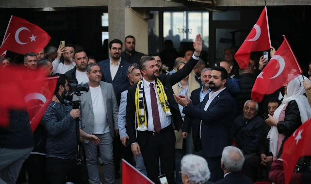 CHP Buca'da üçüncü Seçim Noktası İzkent'te açıldı 
