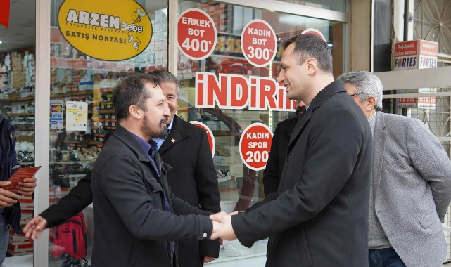 CHP'li Eşki: "Elini sıktığımız esnaflar, değişime umut bağladıklarını söylüyorlar"