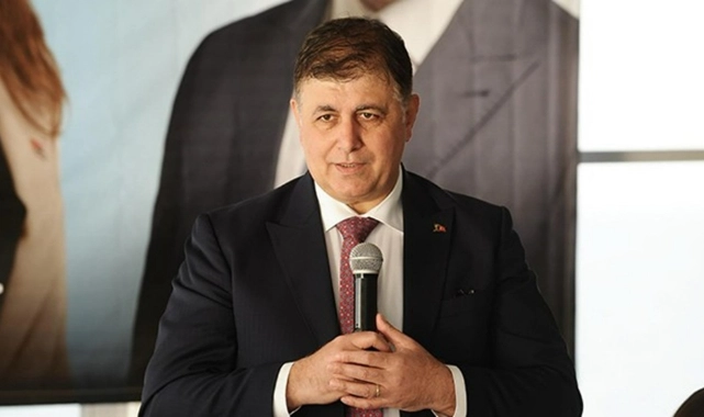 CHP'li Tugay "itirazım yok" dedi: Özel, İzmir'de kadın aday mı istiyor?
