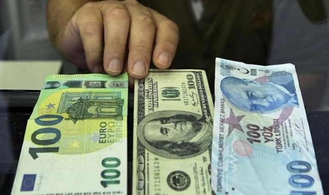 Dolar ve Euro zirve yeniledi