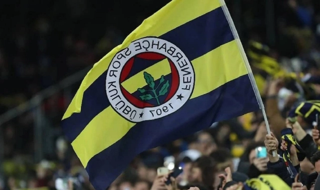 Fenerbahçe'de İsmail Kartal, bu sezon 11 farklı stoper tandemiyle sahaya çıktı!