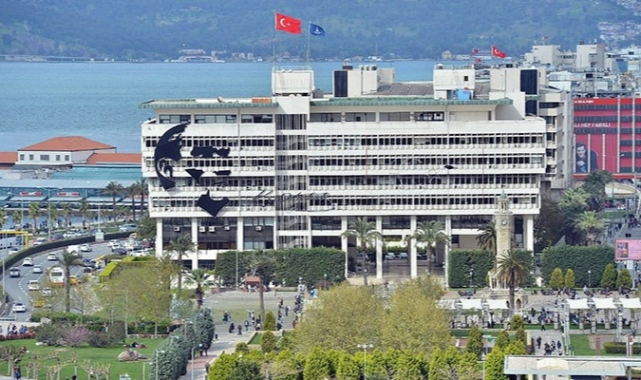 İzmir'de yapılan son seçim anketi açıklandı: Başkanlık yarışında kim önde?