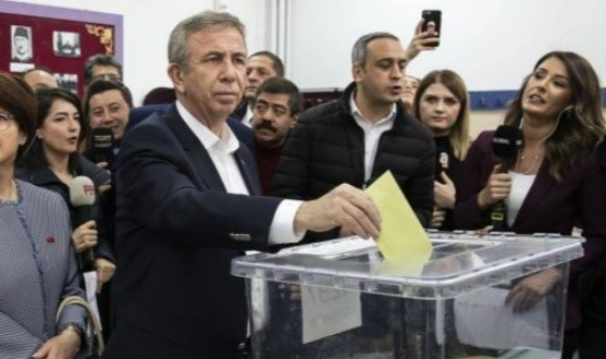 Mansur Yavaş, oyunu kullandı: “Tereddüdümüz yok” 